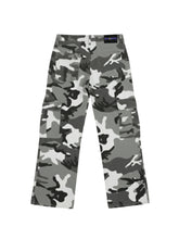 Load image into Gallery viewer, Snow Camo Cargo Pants